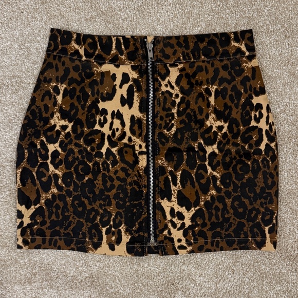 Cheetah Print Mini Skirt w Zipper, Small - Picture 1 of 3